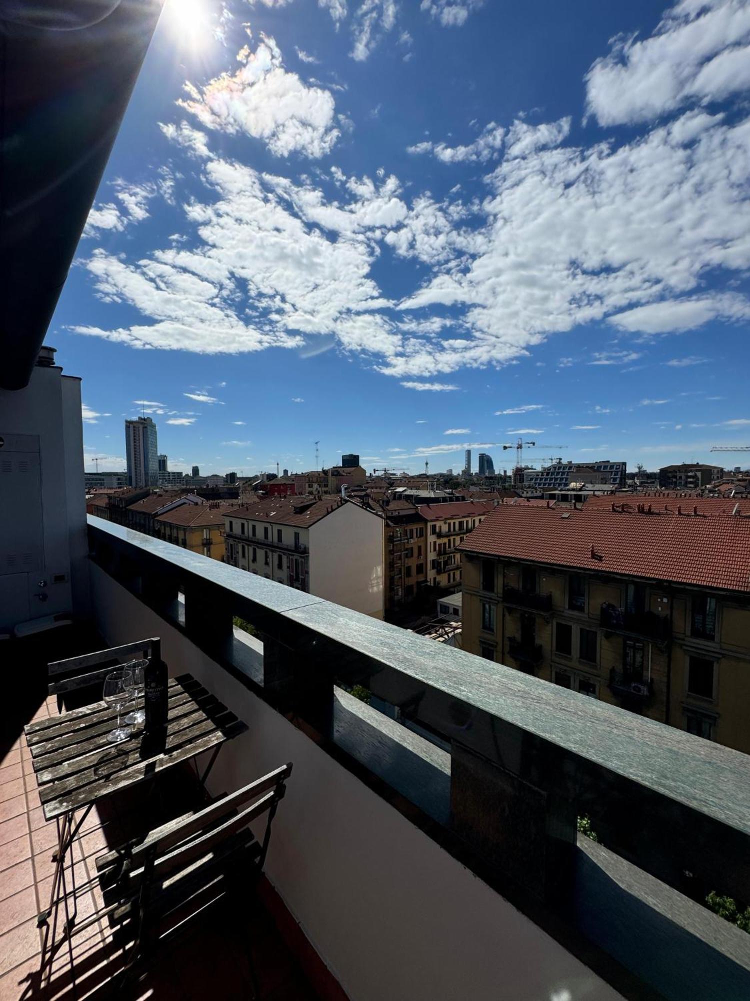 Appartamento Isola- Attico Con Balcone Mailand Exterior foto